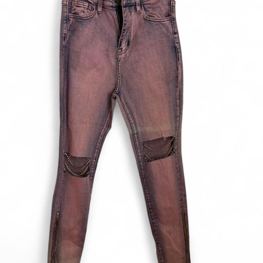 Vintage Item from Fashion Nova Women's Pink Jeans with Gold Detailing Size 5